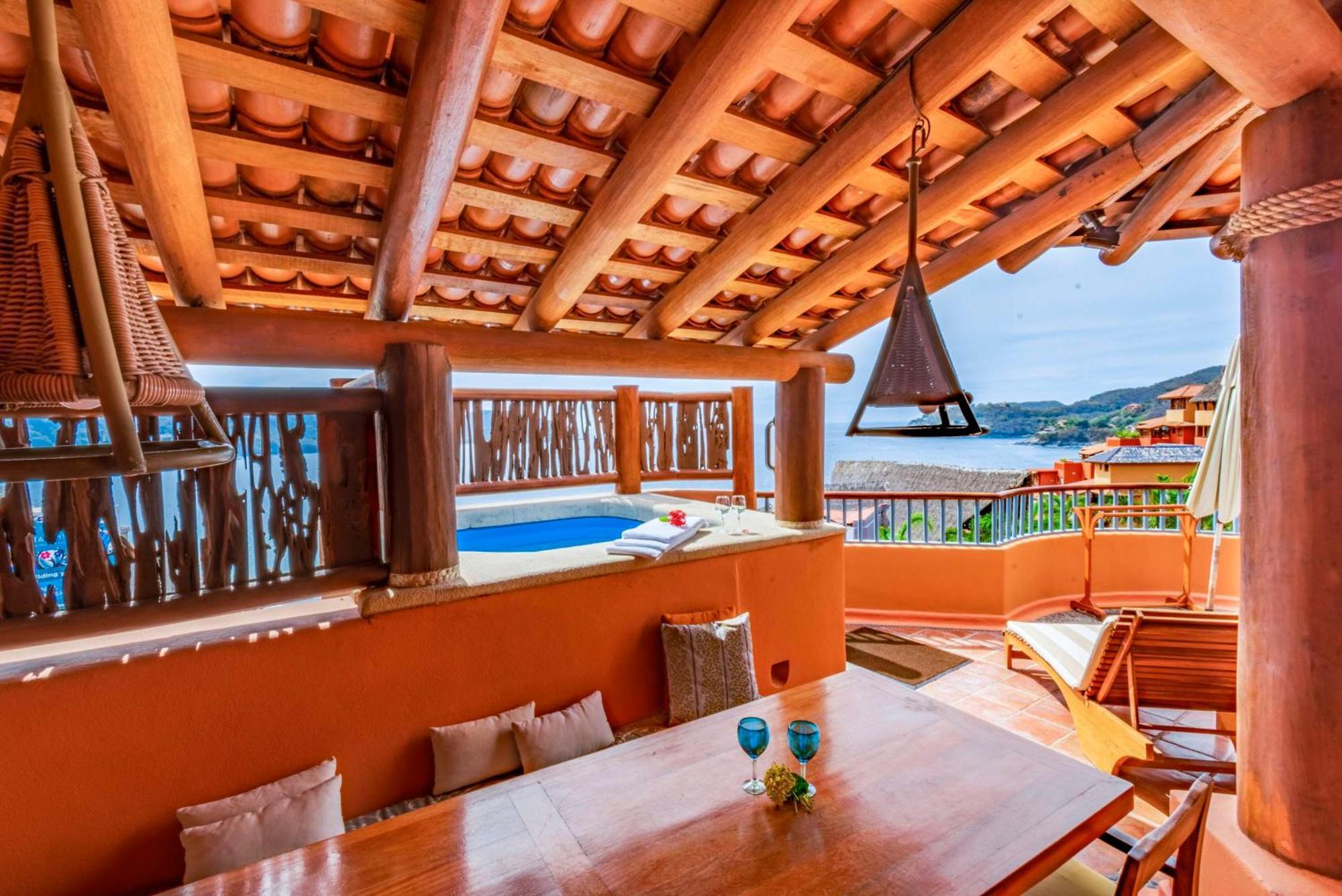 Hilton Grand Vacations Club Zihuatanejo Hotel Exterior foto