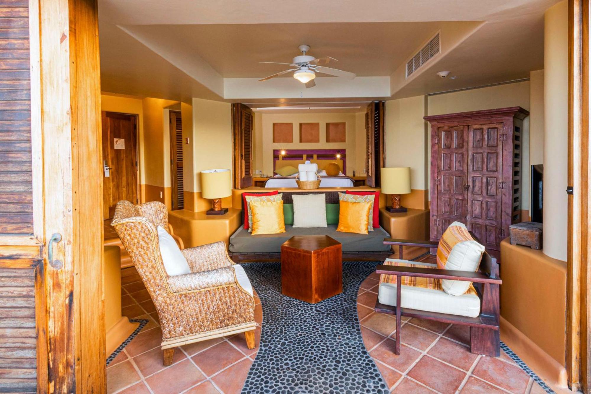 Hilton Grand Vacations Club Zihuatanejo Hotel Exterior foto