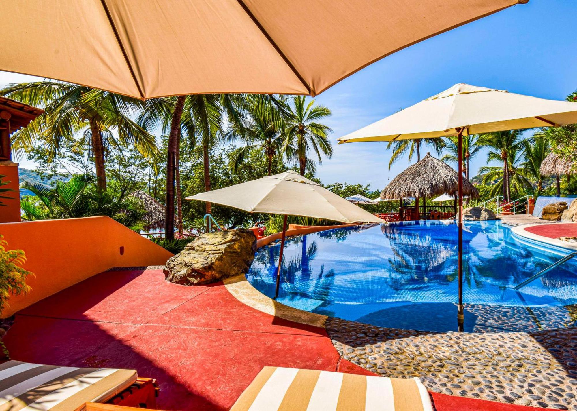 Hilton Grand Vacations Club Zihuatanejo Hotel Exterior foto