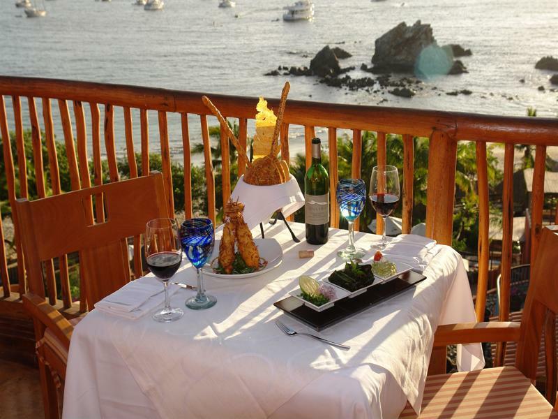 Hilton Grand Vacations Club Zihuatanejo Hotel Exterior foto